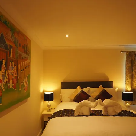 Hotel Thai Season *