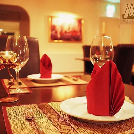 Thai Season Отель *