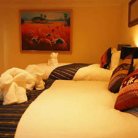 Hotell Thai Season *